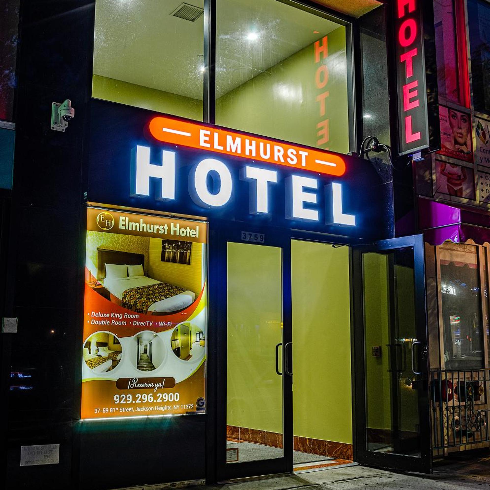 Elmhurst Hotel 3/50