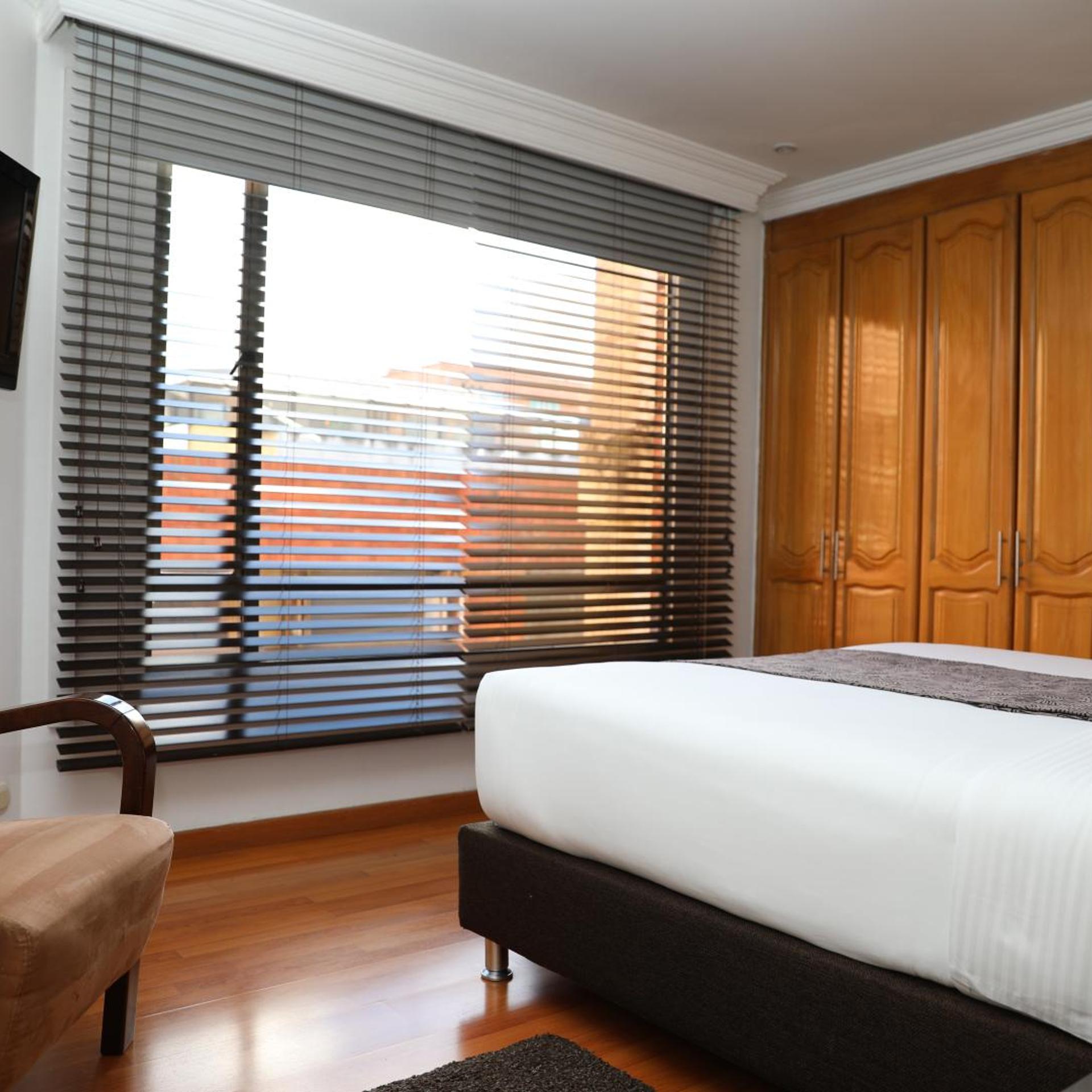 Suites 108 16/55