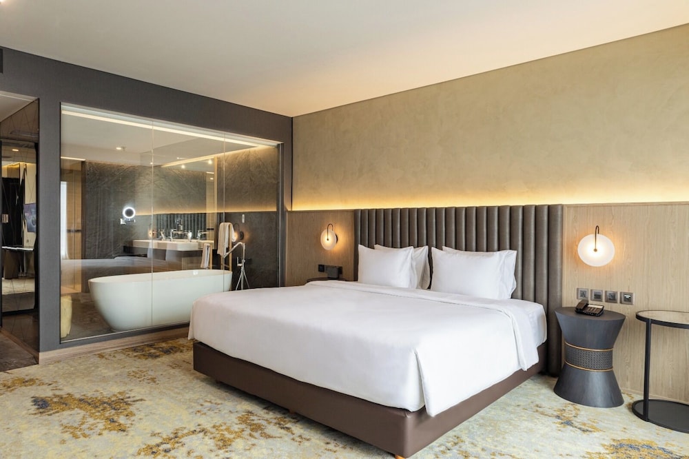 ARTOTEL Suites Mangkuluhur 12/42