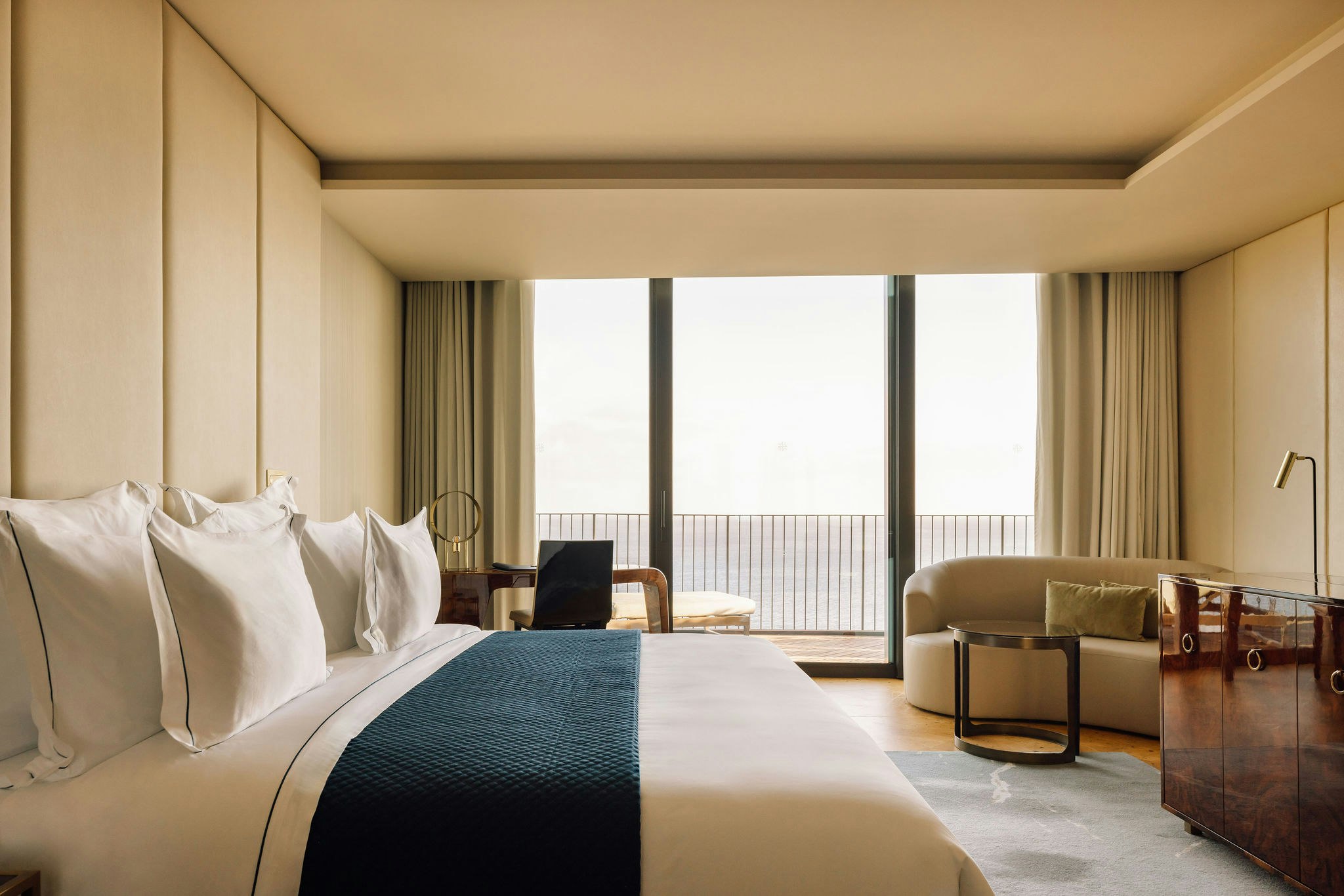 The Reserve by Savoy Signature 21/65