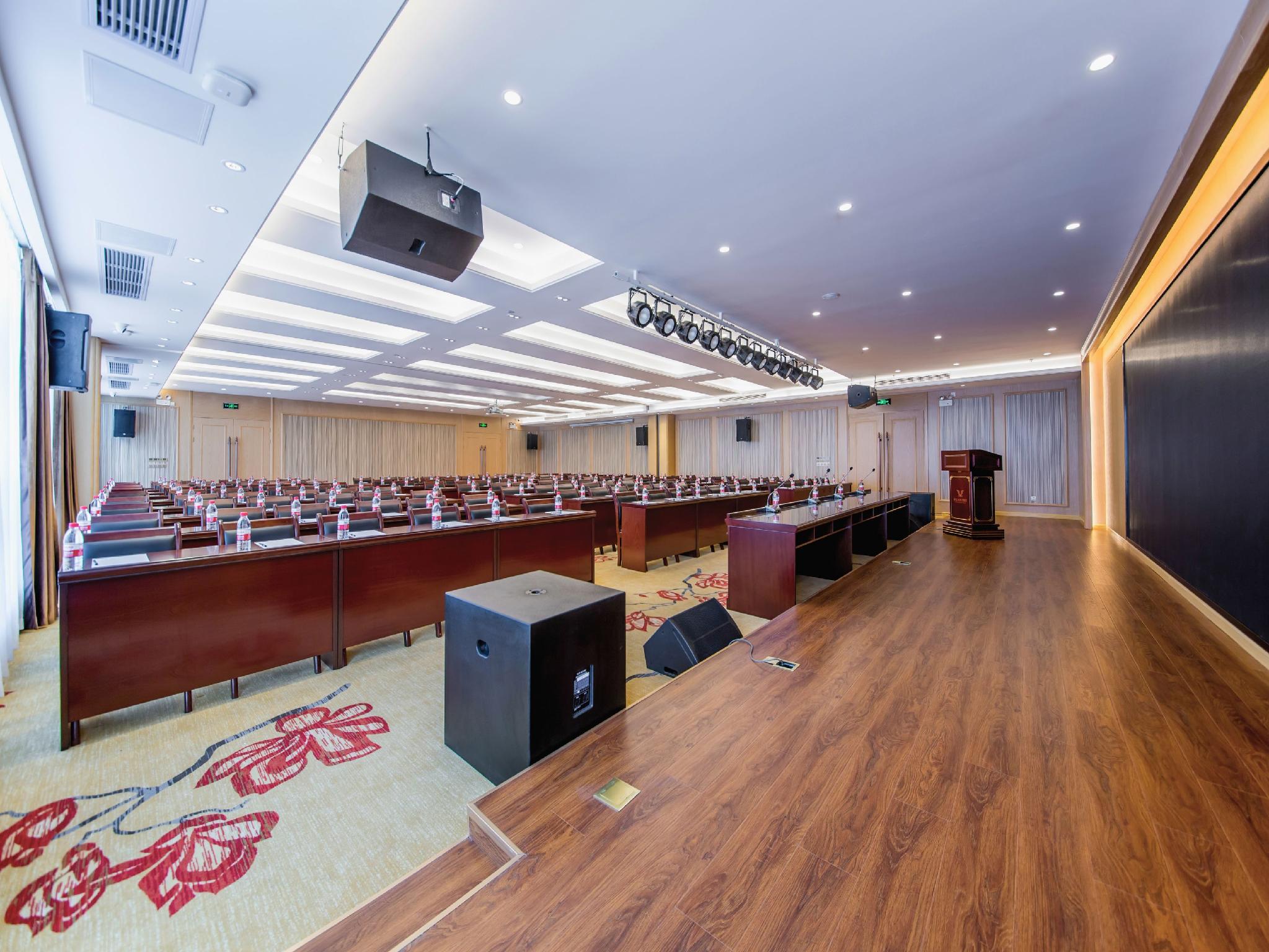 Vienna International Hotel (Wuhan Huangpi Passenger Transport Center) 22/30