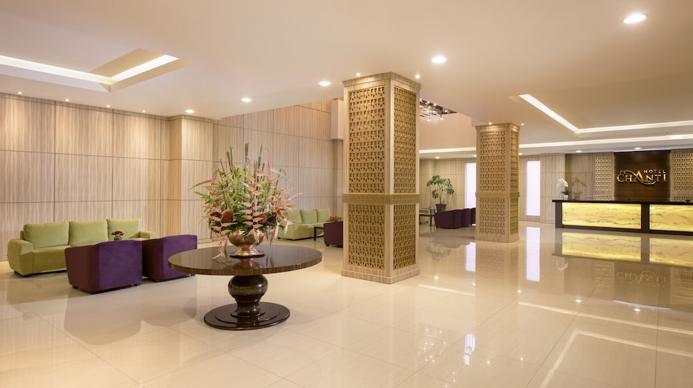 Lobby at Hotel Chanti, SEMARANG