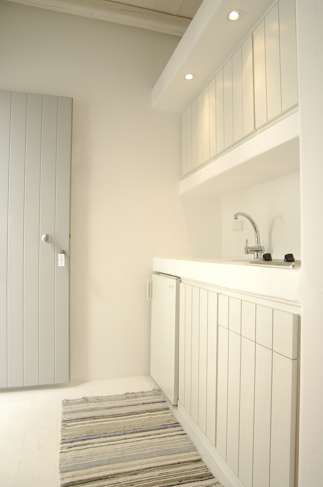 Kapetan Tasos Suites 3/60