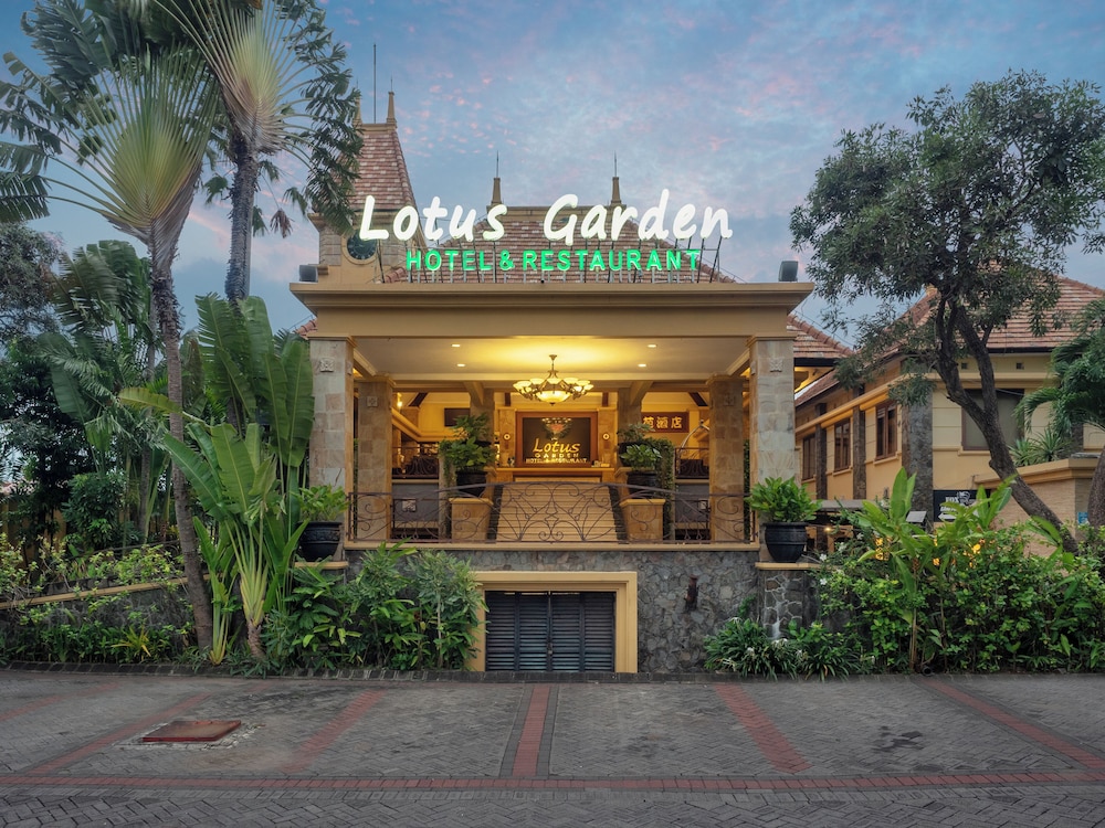 Lotus Garden Hotel 2/43