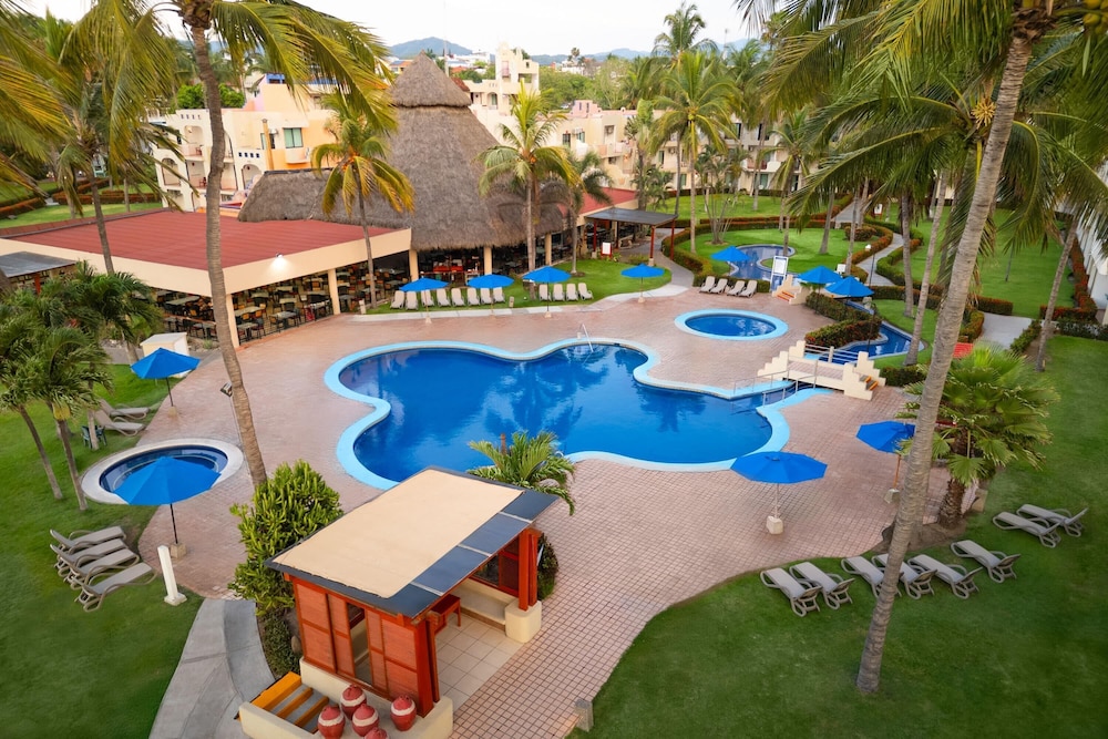 Grand Decameron Complex Bucerias A Trademark All Inclusive 68/76
