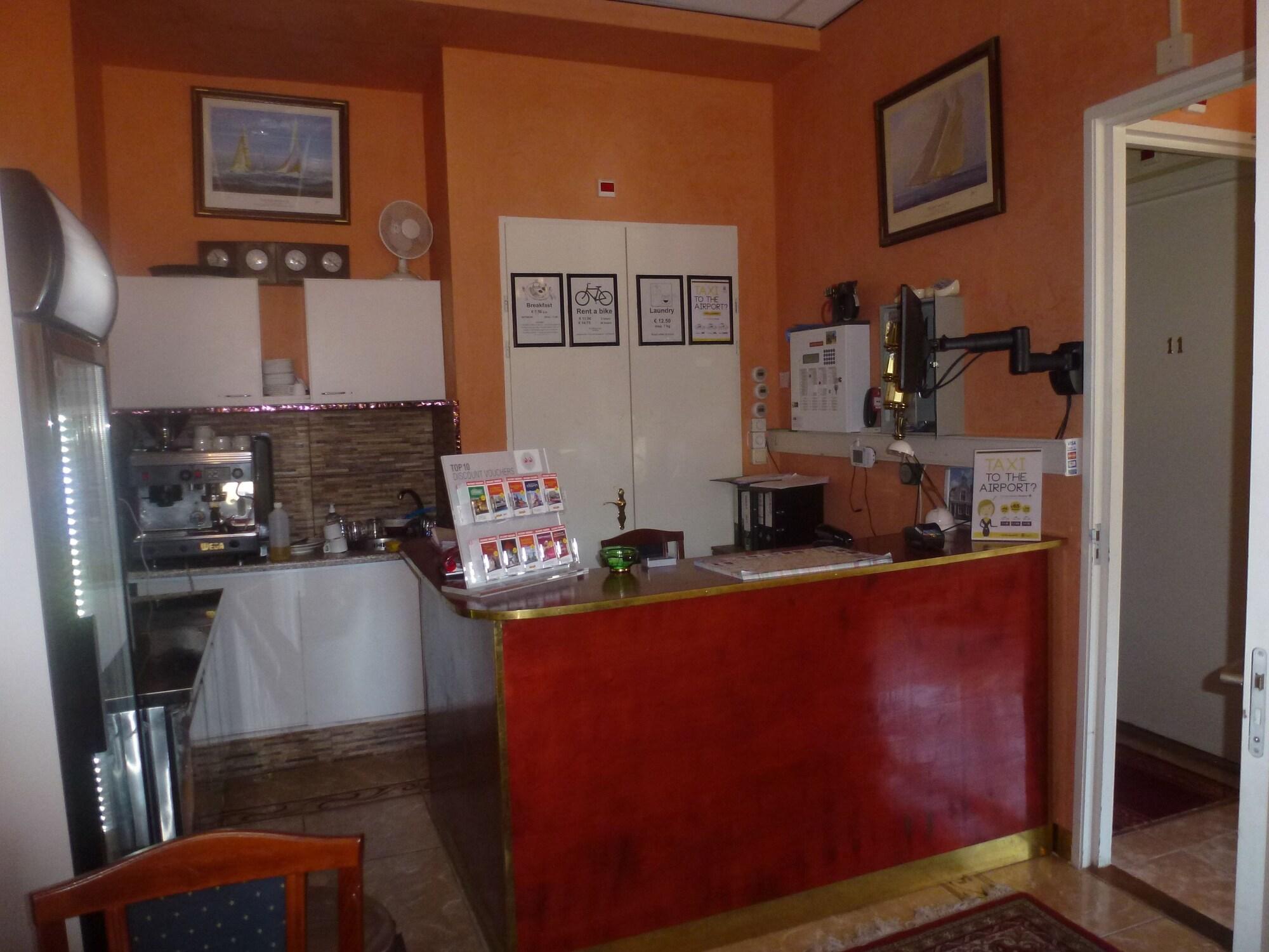 Hotel Isis 8/50