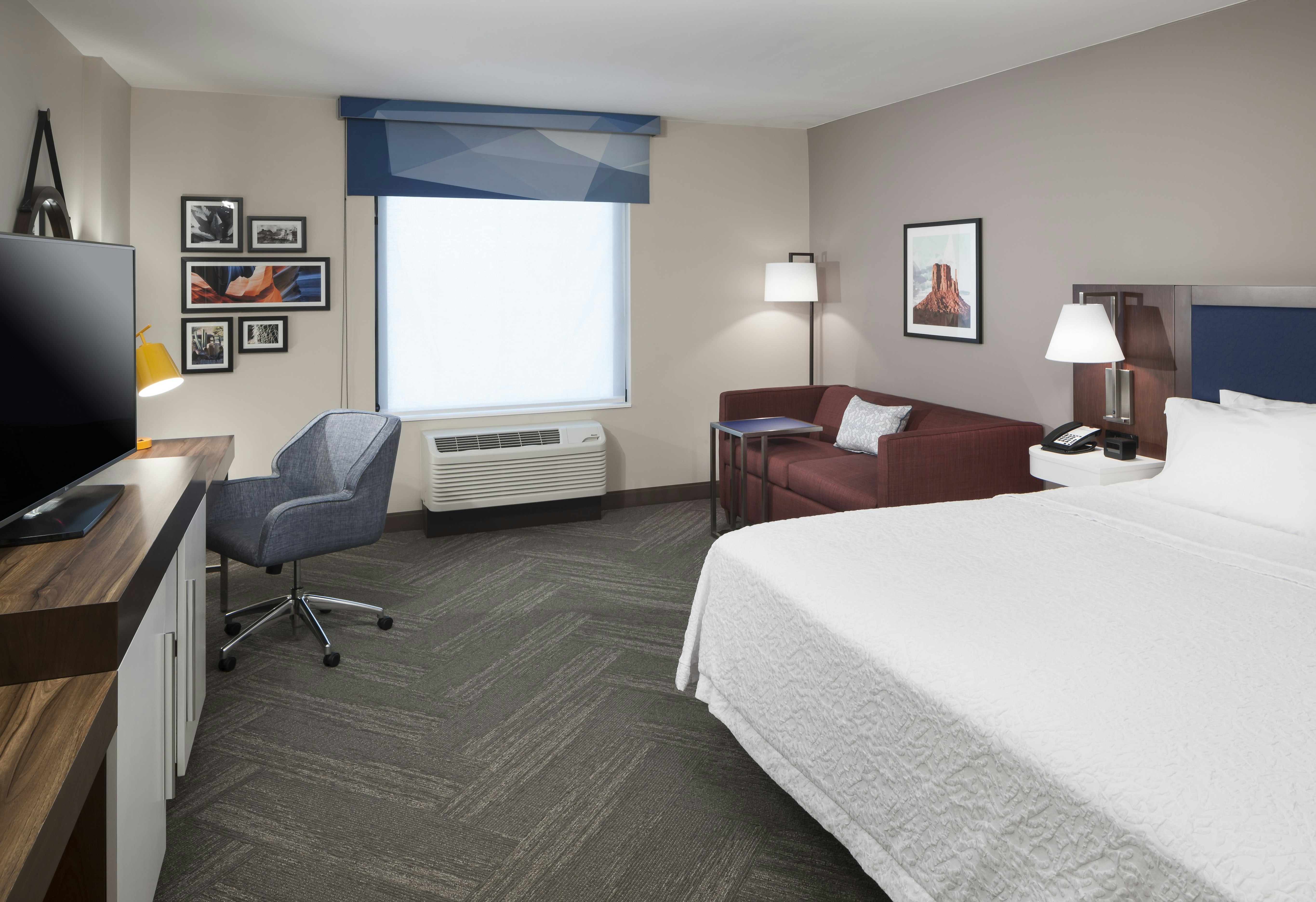 ROOM, KING BED, SOFA