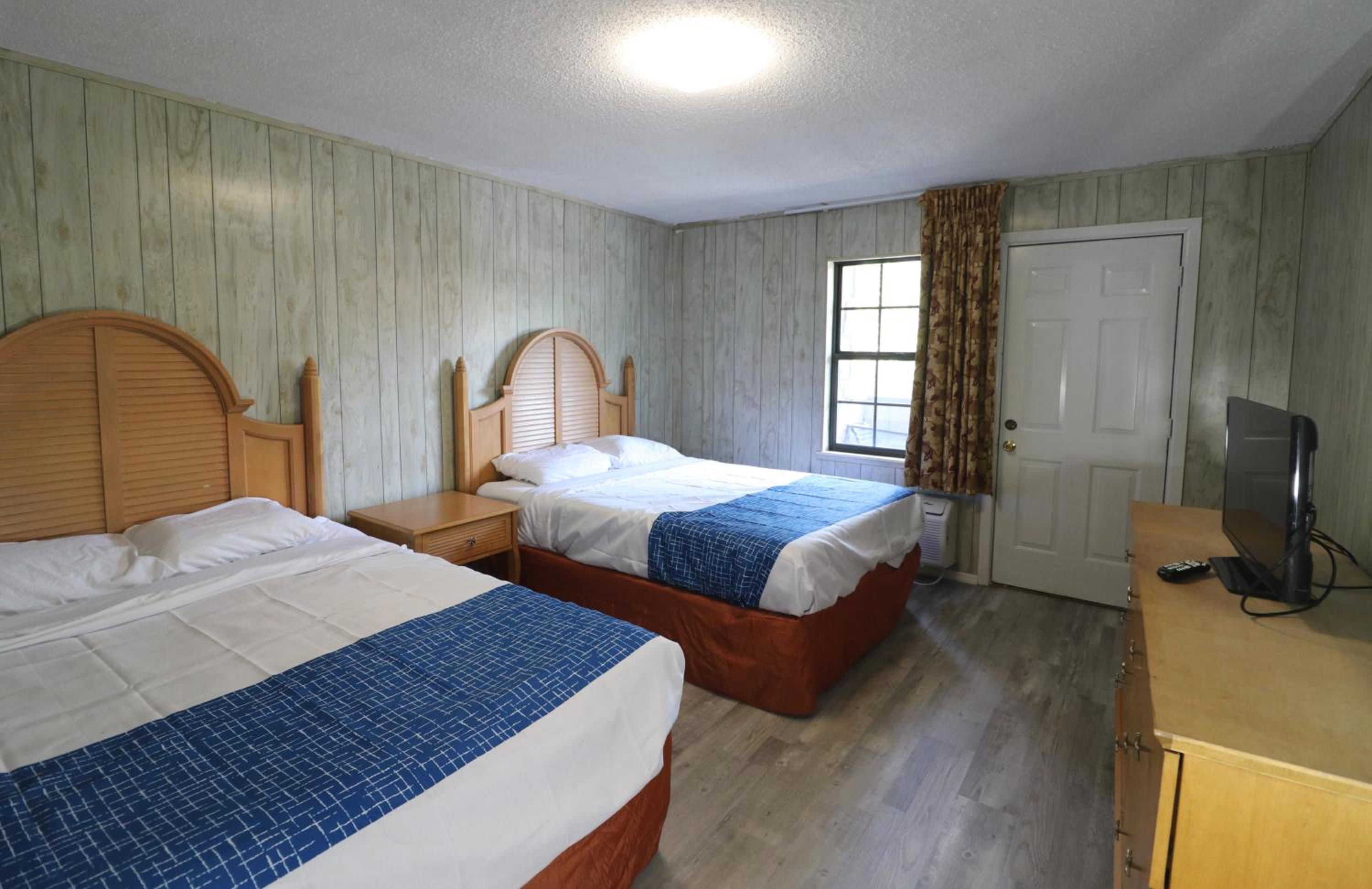 Bales Motel 14/26