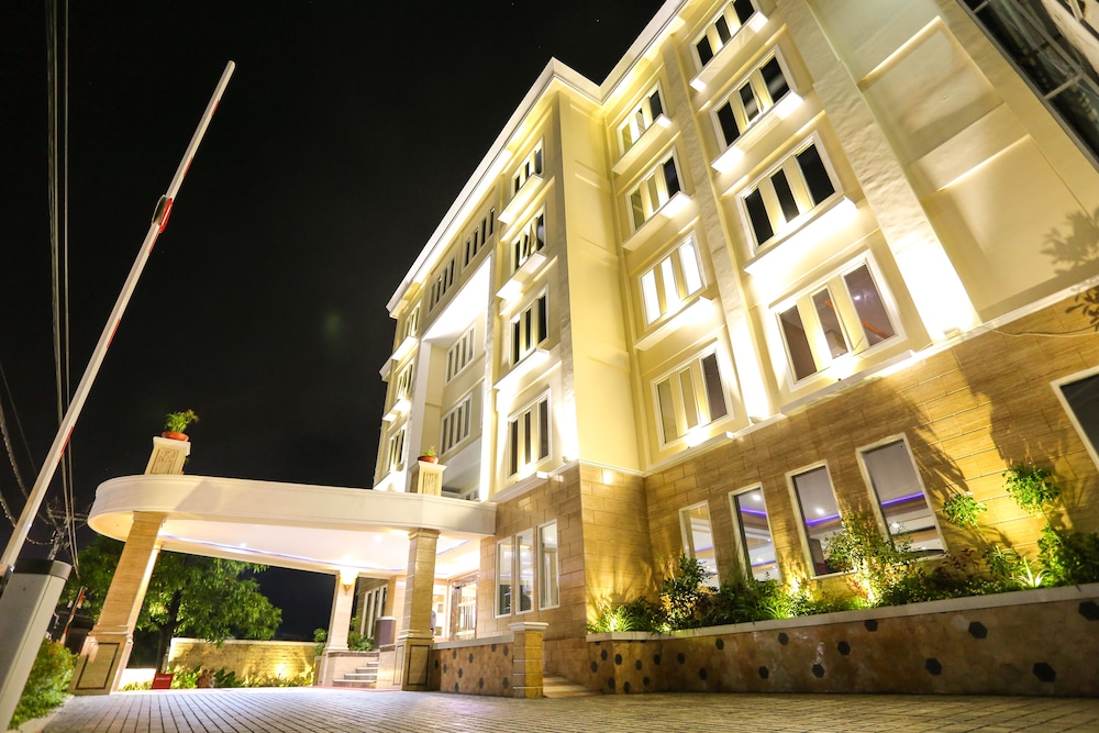 Sylvia Hotel Premier Kupang 6/57