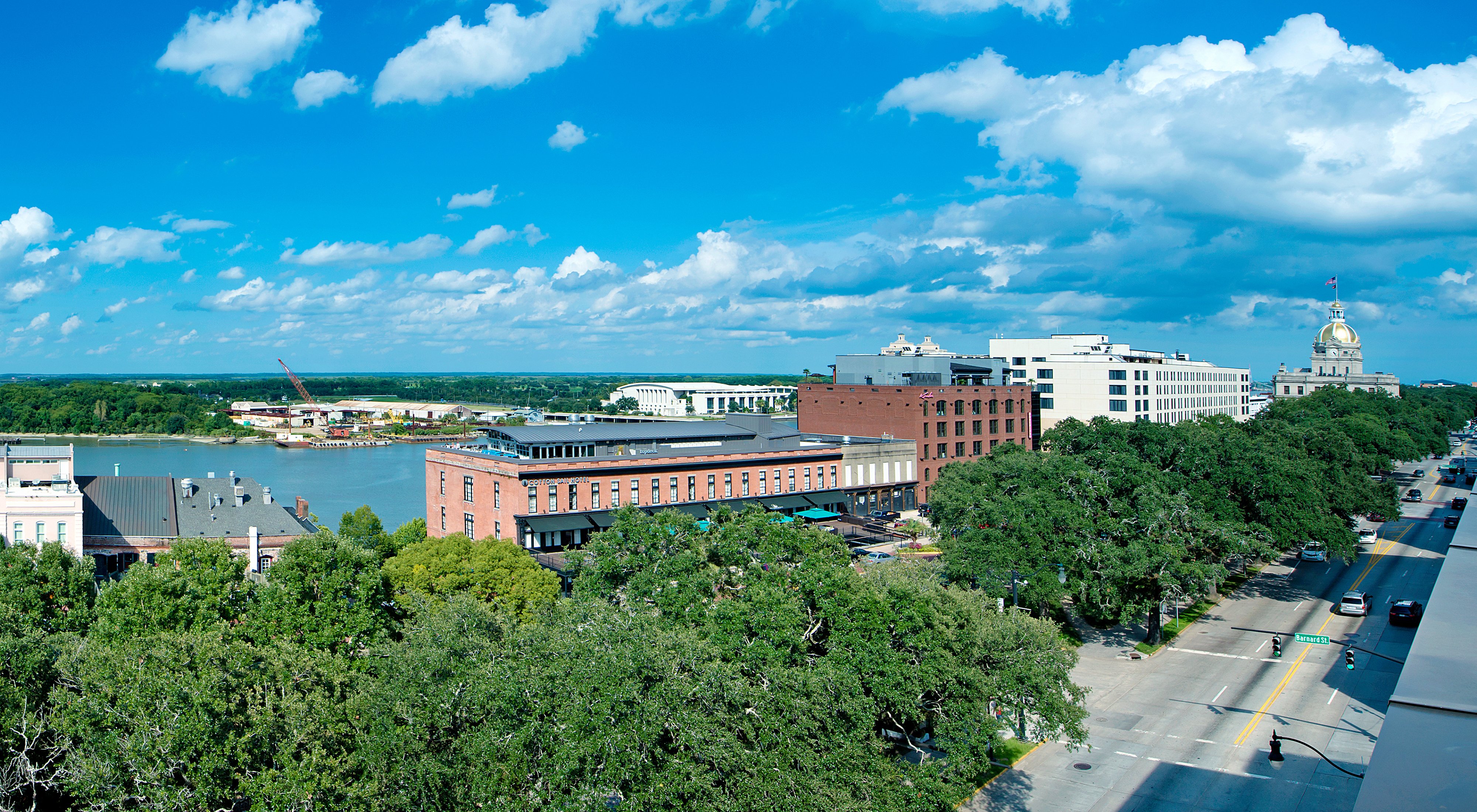 Hotel Indigo Savannah Historic District 81/83