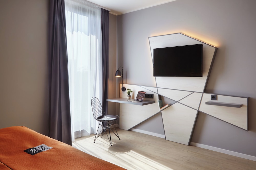 Holiday Inn - the niu, Hub Dusseldorf Messe by IHG 64/73