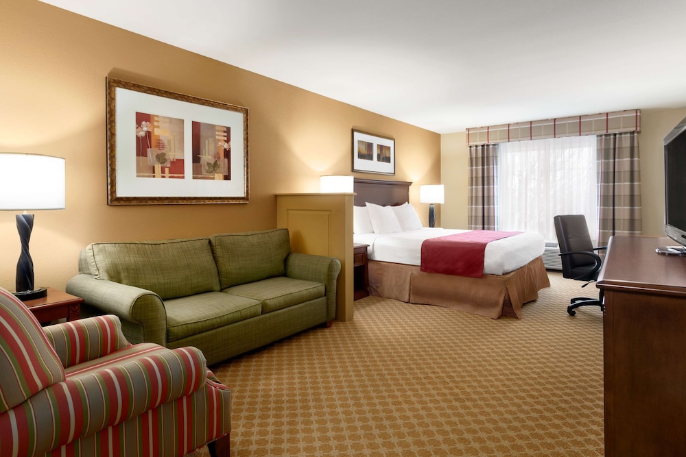 Country Inn and Suites by Radisson St Peters MO 17/26