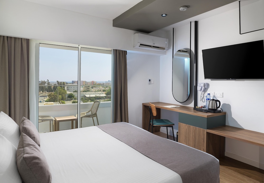 SUPERIOR, DOUBLE BED
