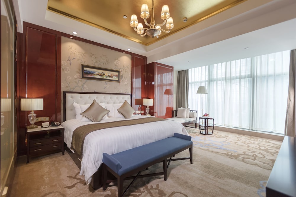 Dongwu New Century Grand Hotel Huzhou 7/31