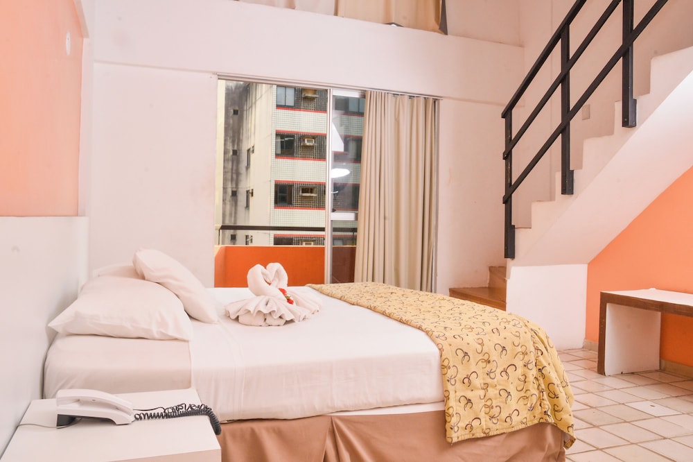 DUPLEX, SUITE