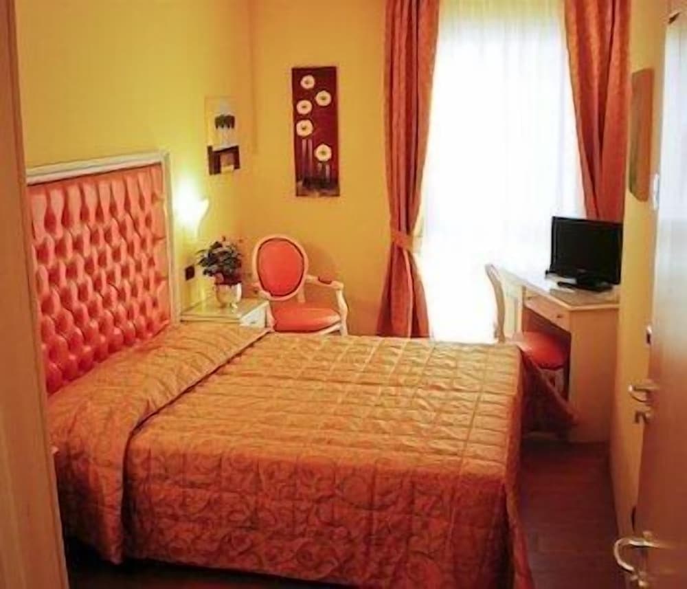STANDARD, DOUBLE BED