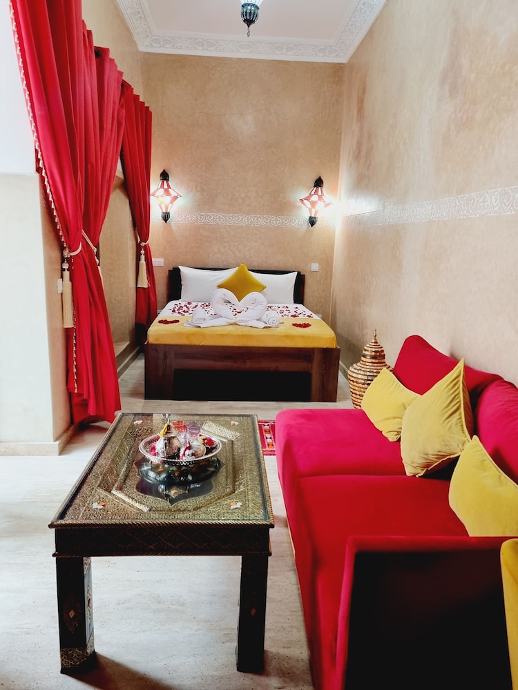 Riad La Bigarade 42/46
