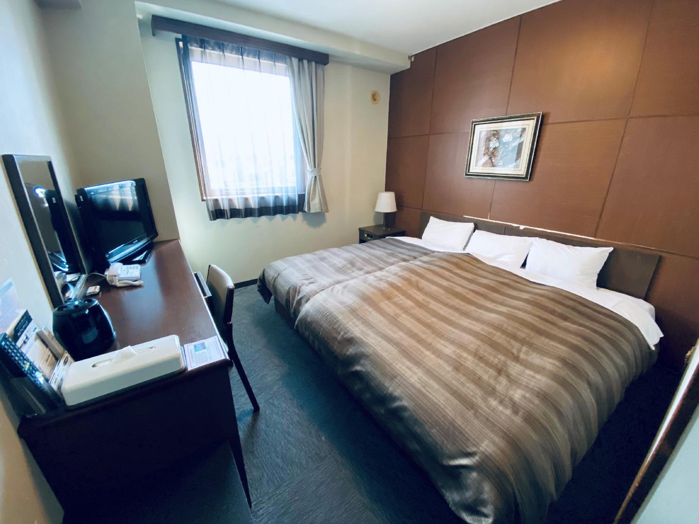 Hollywood, Family, Twin Beds