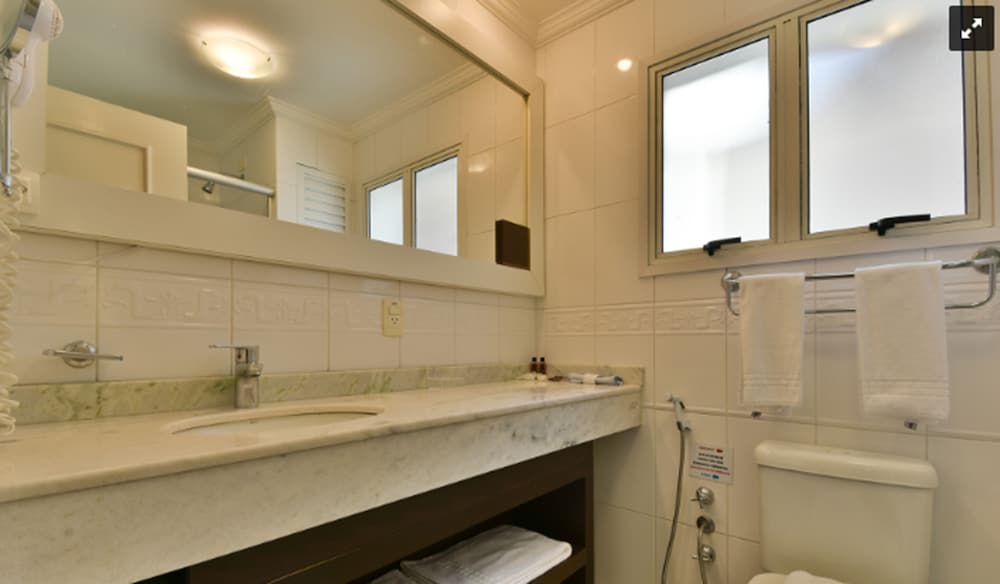 Hotel Glamour Da Serra 24/64