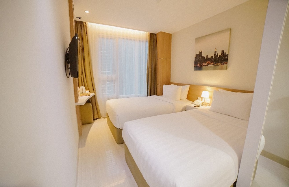 Hotel Dharmein Jakarta 23/58