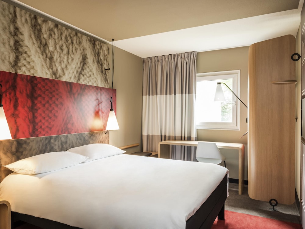 IBIS BERN EXPO 22/50