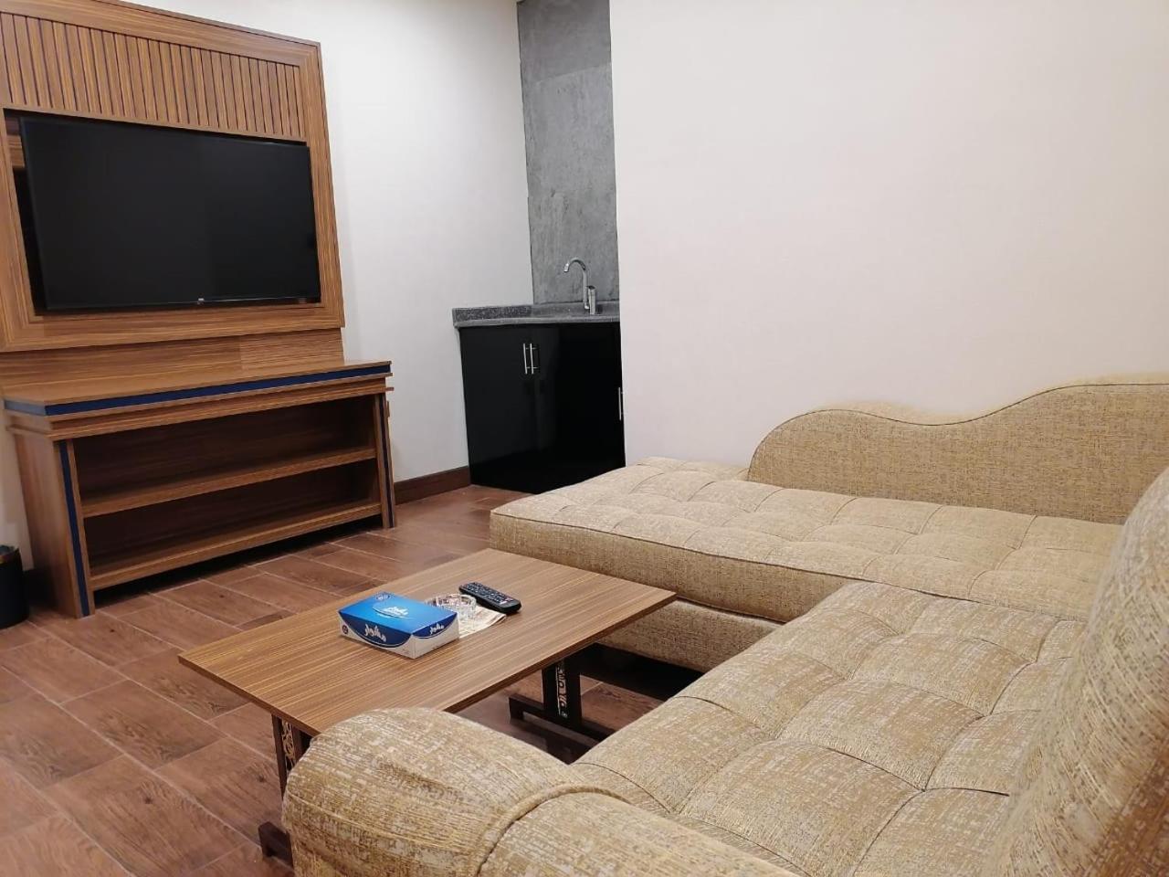 أورينتال ريزيدنس(Oriental Residence) 50/57