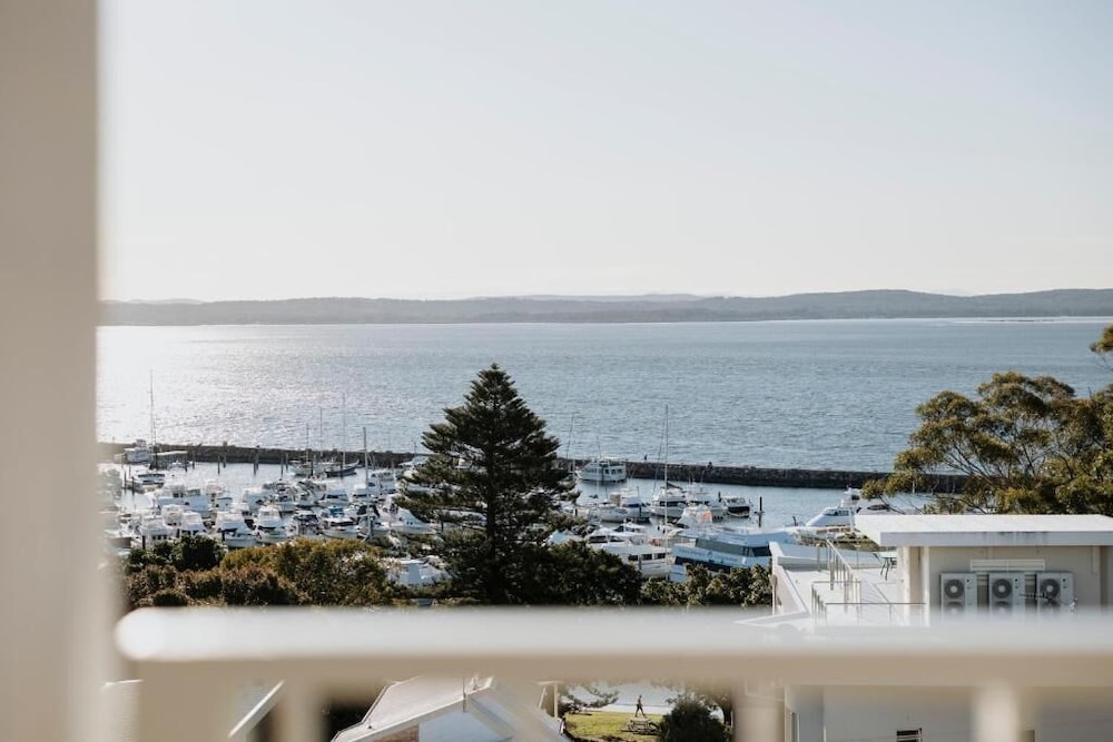 MARINA RESORT 39/50
