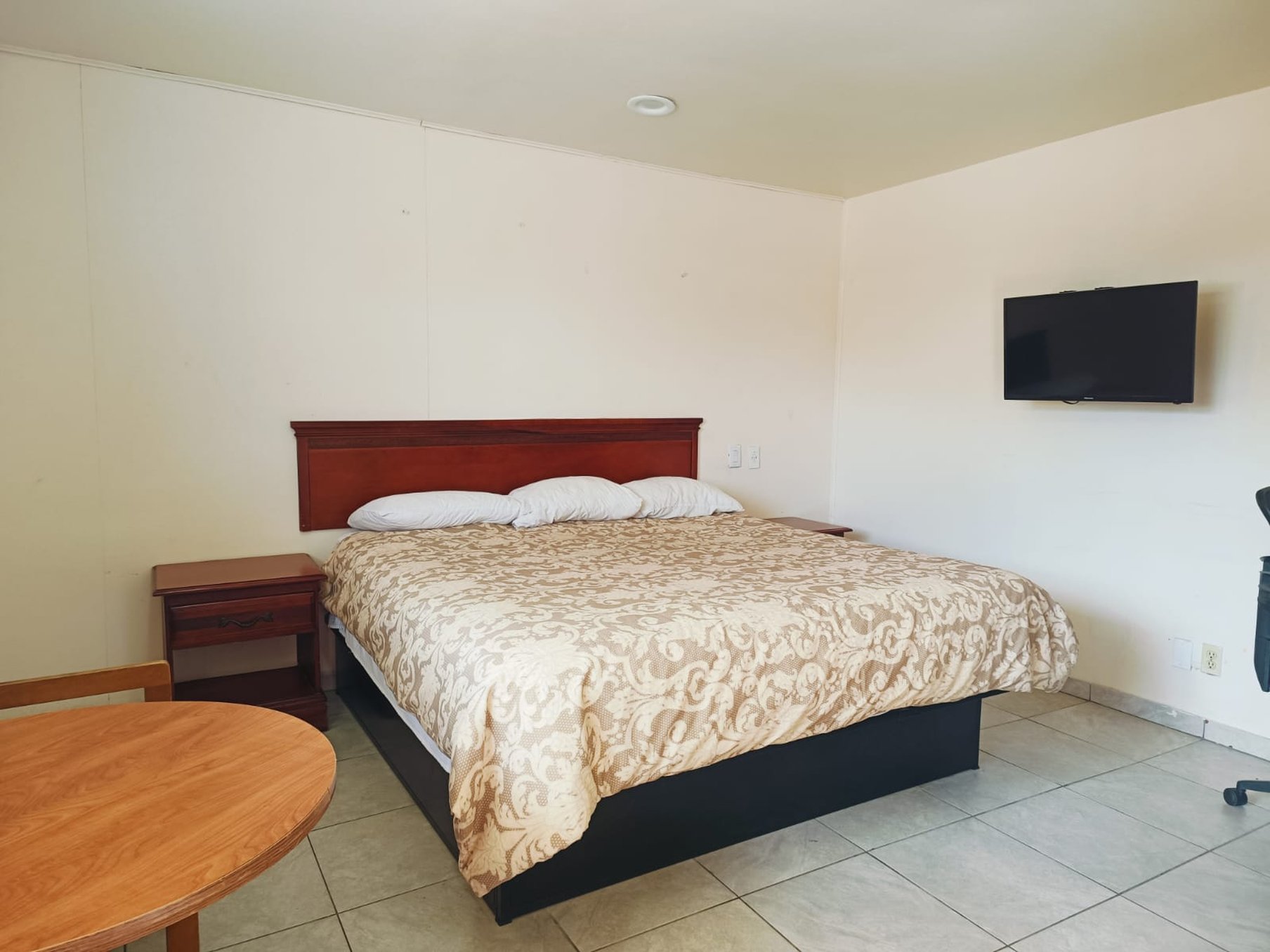 Pen Ann by Capital O Pharr/McAllen TX 24/59