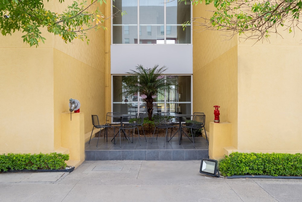 City Express Suites by Marriott Silao Aeropuerto 14/71