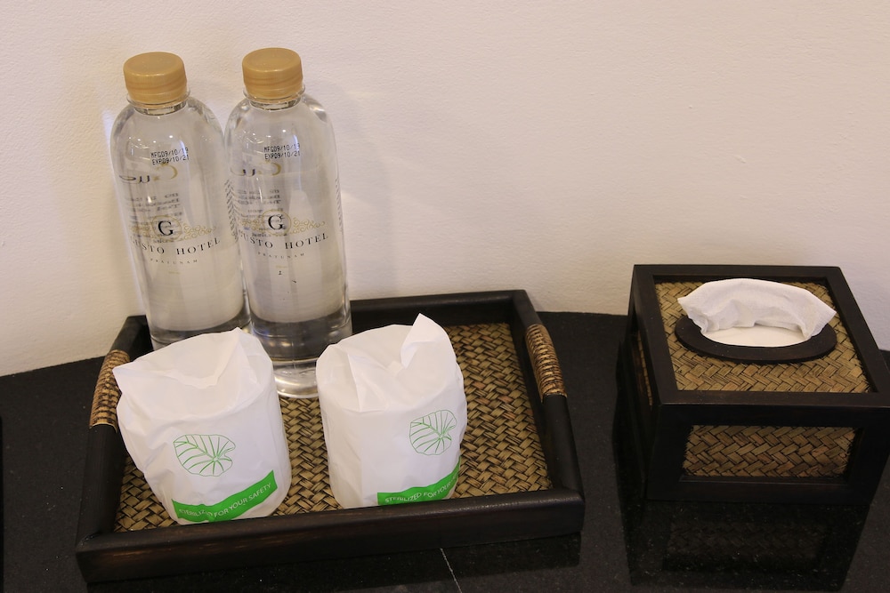 Pratunam Atrium Hotel photo3