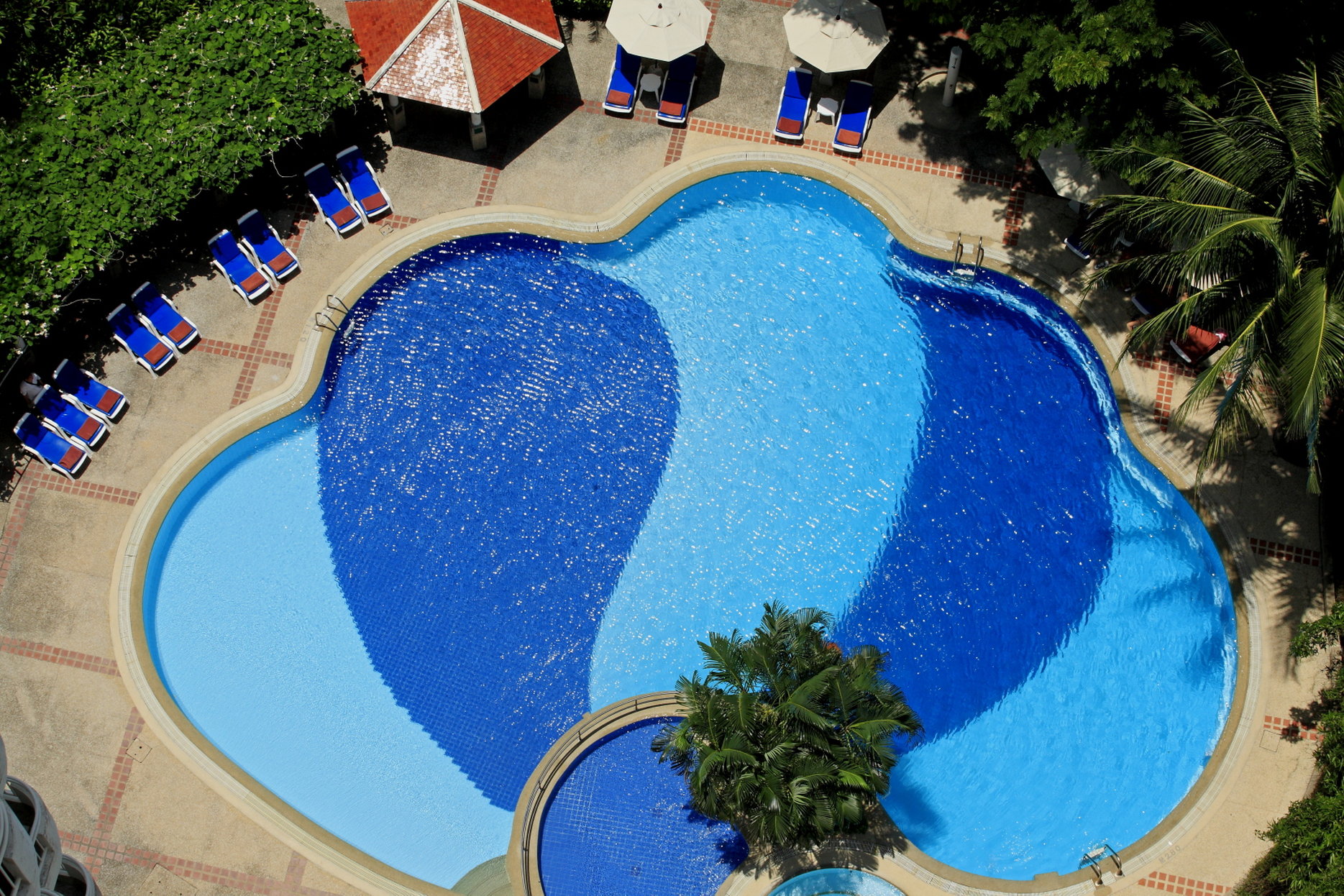 Waterfront Suites Phuket by Centara 43/76