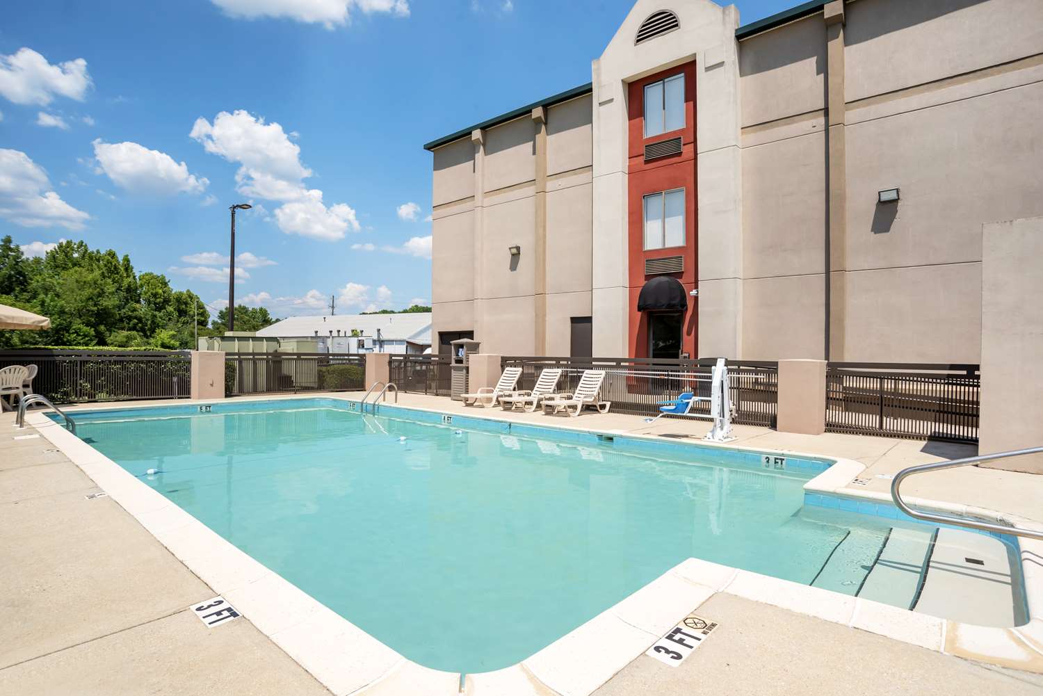 Best Western Plus Oak Mountain Inn 29/29