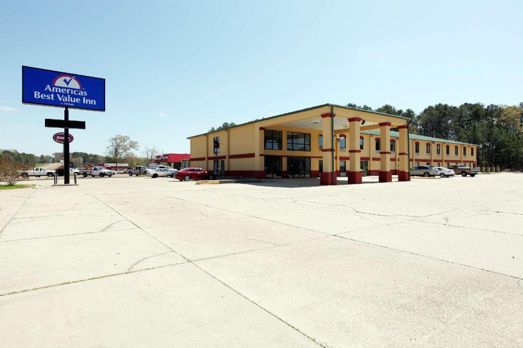 Quality Inn Inn Hazlehurst, MS 25/28
