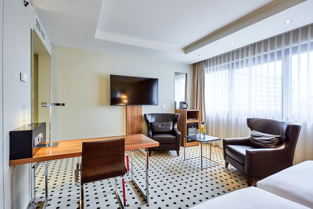 Radisson Blu Conference Hotel, Dusseldorf 49/69