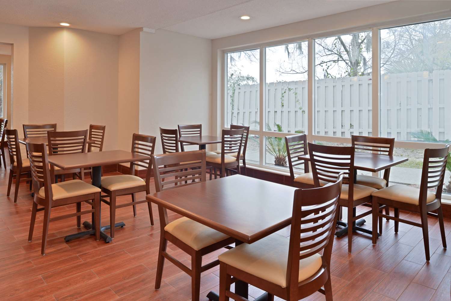 Sleep Inn Beaufort near MCAS 25/28