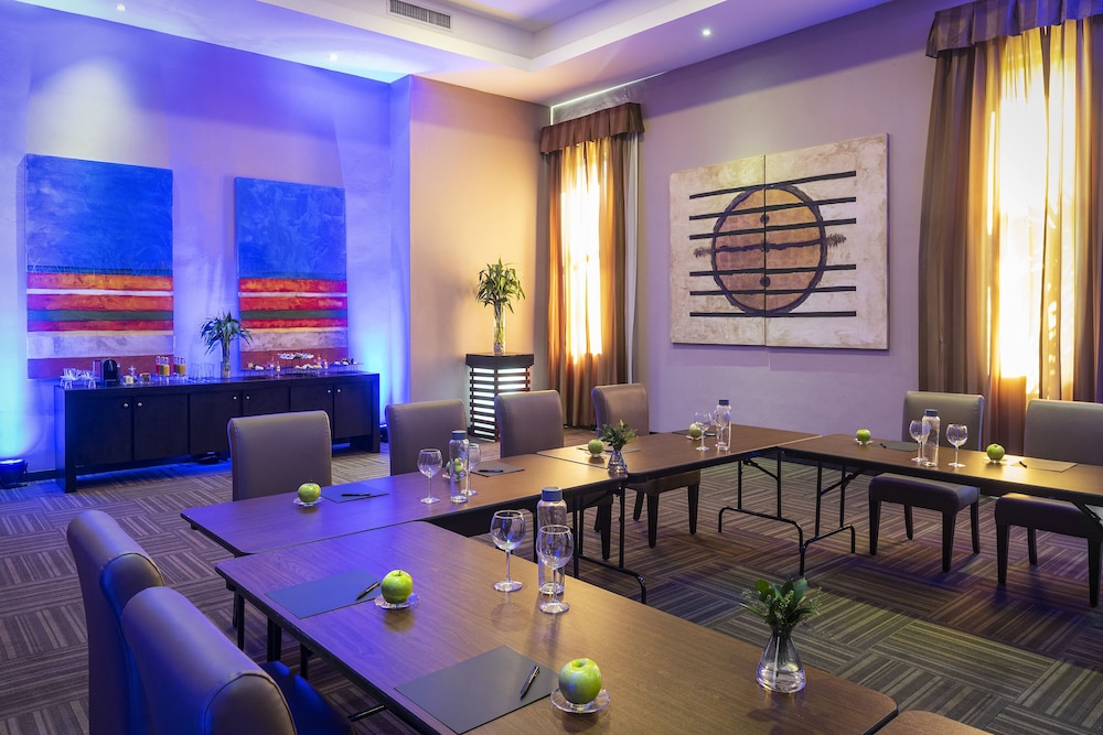 Jewel Palm Beach Resort Spa 32/48