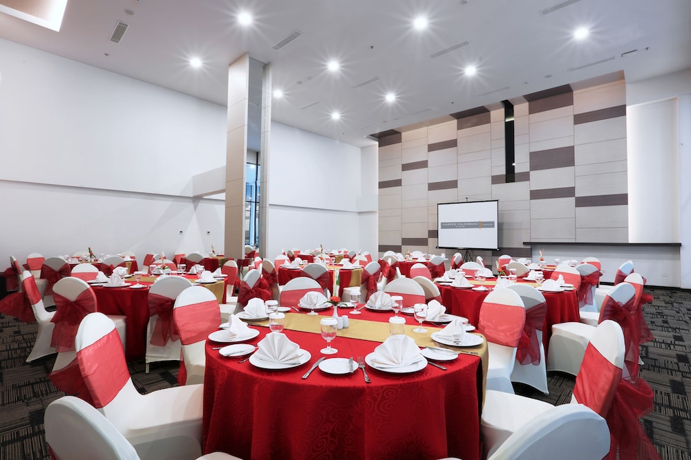 Harper Palembang 28/38