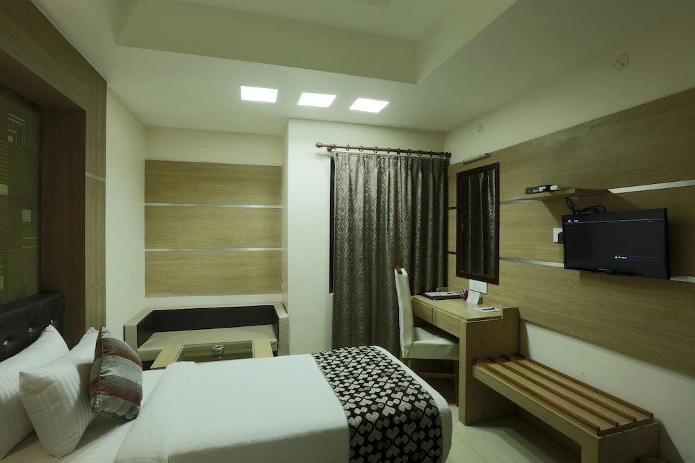 Hotel Sj International 15/40
