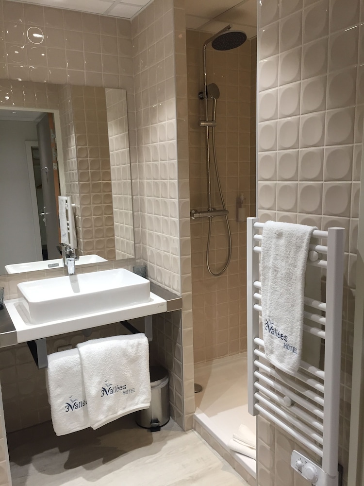Hotel les 3 Vallees 35/37