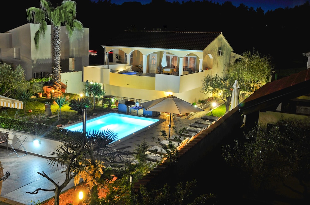 Villa Vanilla 38/50