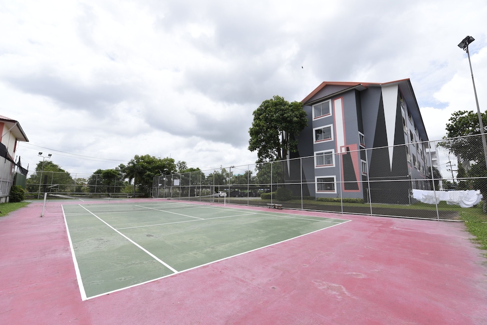 Grand Esie Service Apartment 12/24