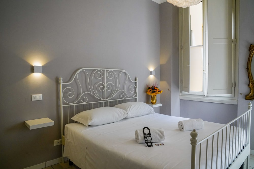 STANDARD, DOUBLE BED