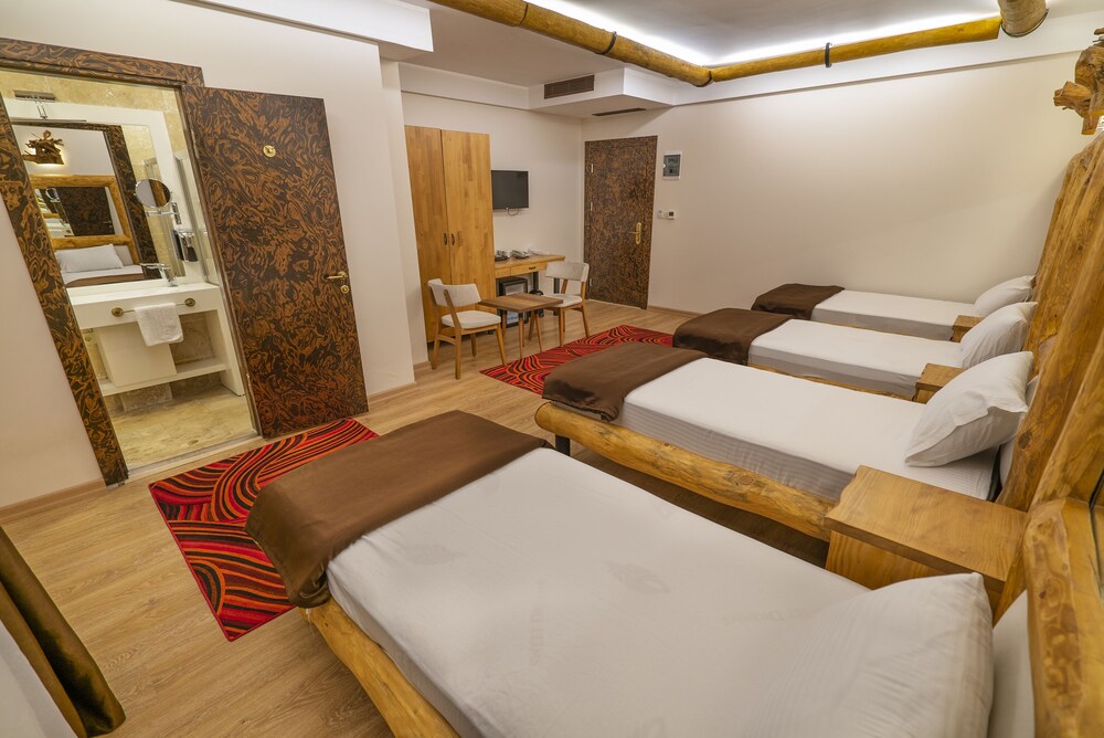 Pasha Palace Hotel 27/70