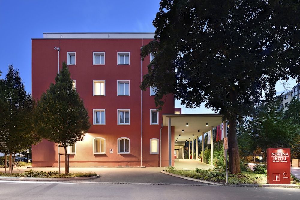 Novina Hotel Tillypark 6/71