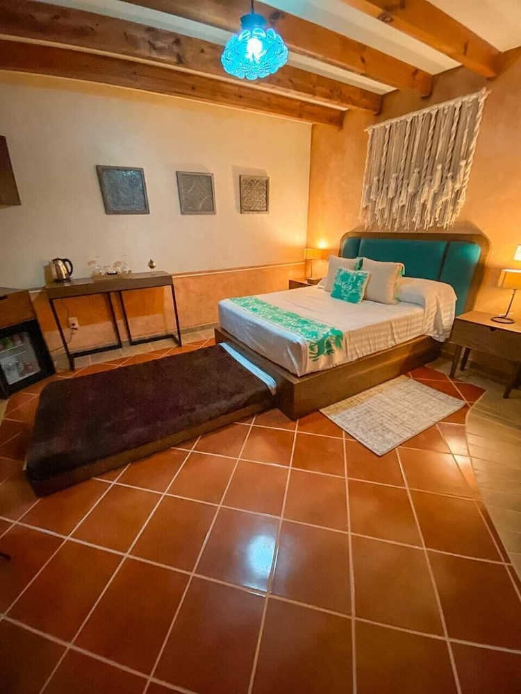 Hotel Boutique Santo Cuervo 26/50