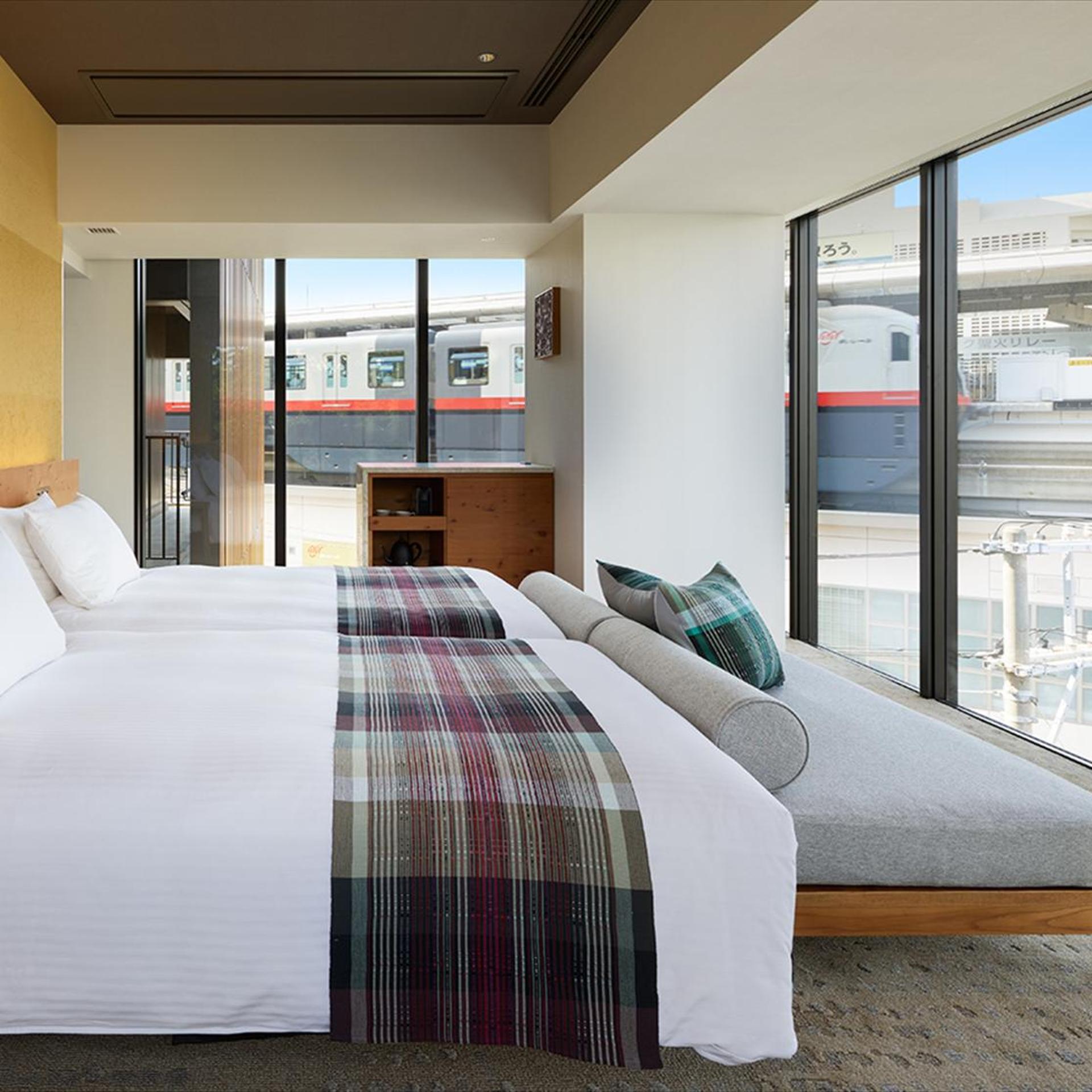 غرفة بريميوم ركنية بسريرين منفصلين، Hotel Strata Naha 2/9