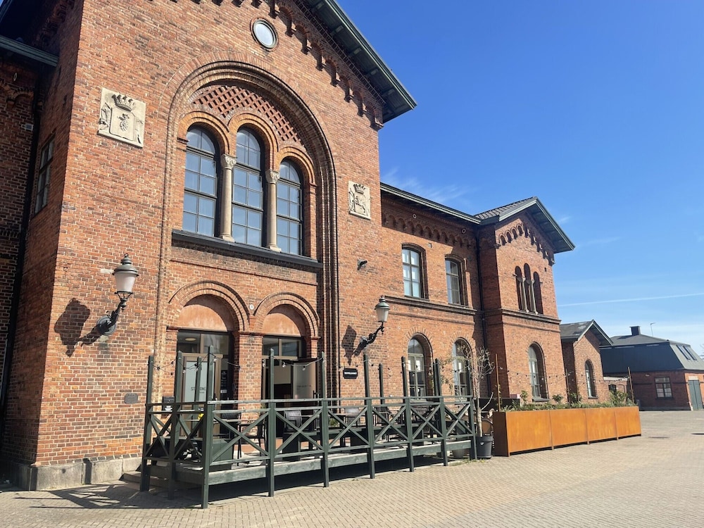 Stationen Bed Breakfast 45/50