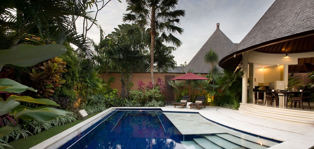 The Kunja Villas 45/48