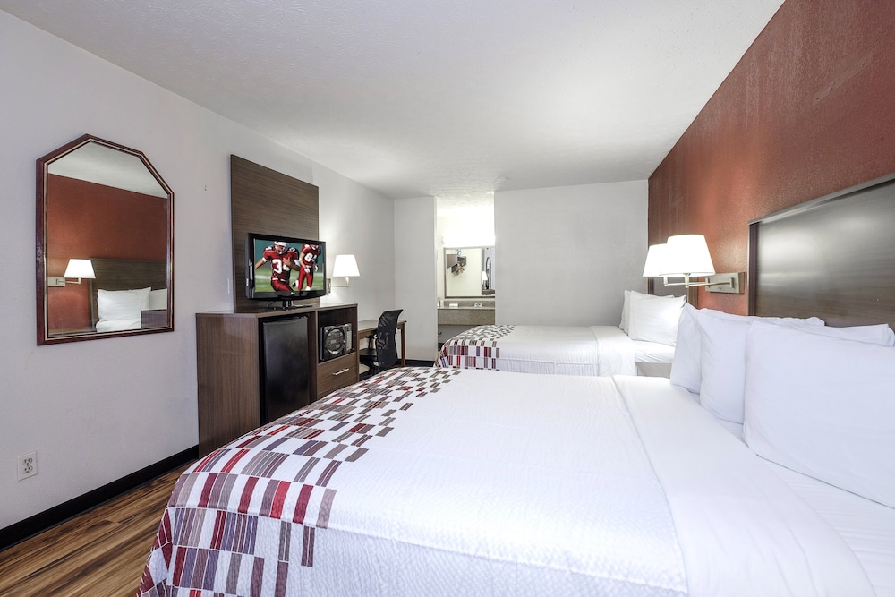 Red Roof Inn Edgewood 6/23