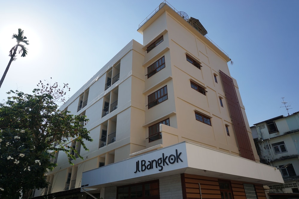 Jl Bangkok 3/49